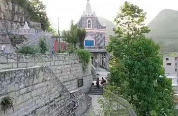 Chinese authorities destroy two Marian shrines